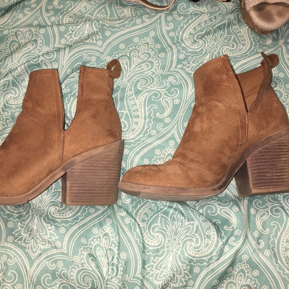 Booties - Picture 5 of 5